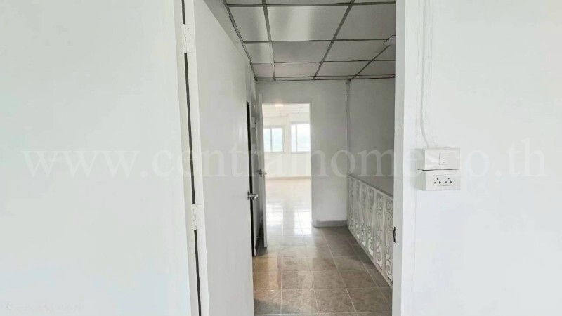 รูป ให้เช่า ทาวน์เฮ้าส์ 3 ชั้น ซอย พิบูลสงคราม 22 ใกล้ MRT แยกติวานนท์ รีโนเวทใหม่พร้อมอยู่ - รูปที่ 17/19