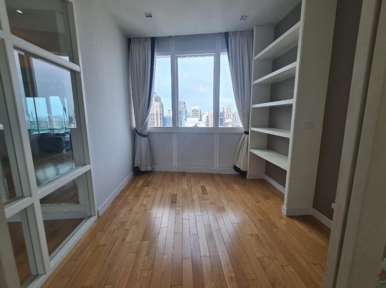 รูป LTH13937 – Condo for Rent | Millennium Residence | 128 sqm | 2+1 Beds 3 Baths | Near BTS Asoke | 80K/Month | คอนโดให้เช่า มิลเลนเนียม เรสซิเดนซ์ - รูปที่ 6/8