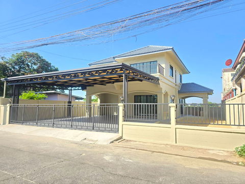 ้บ้านเดี่ยวนิมิตใหม่40 โฮม5 หมู่บ้านเคซี.การ์เด้นโฮม บ้านรีโนเวทใหม่ทั้งหลัง แถมฟรีเฟอร์นิเจอร์ พื้นที่กว้างมากทำเลดี