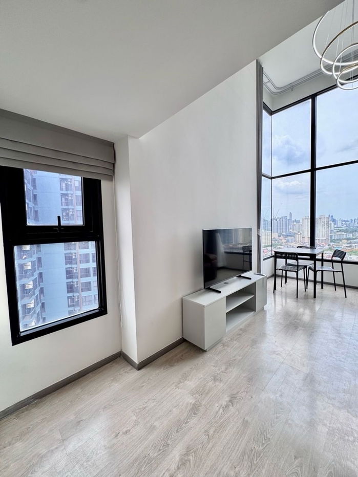 รูป 🎈#OL2304_183🎈💥ด่วน💥ว่างชัวร์ รีบคลิก ก่อนหลุดมือ‼️ 𝗙𝗼𝗿 𝗥𝗲𝗻𝘁 4️⃣0️⃣k.🔥🔥#ใกล้MRTห้วยขวาง คอนโด   โซโห​แบงค็อก​รัชดา - รูปที่ 13/17