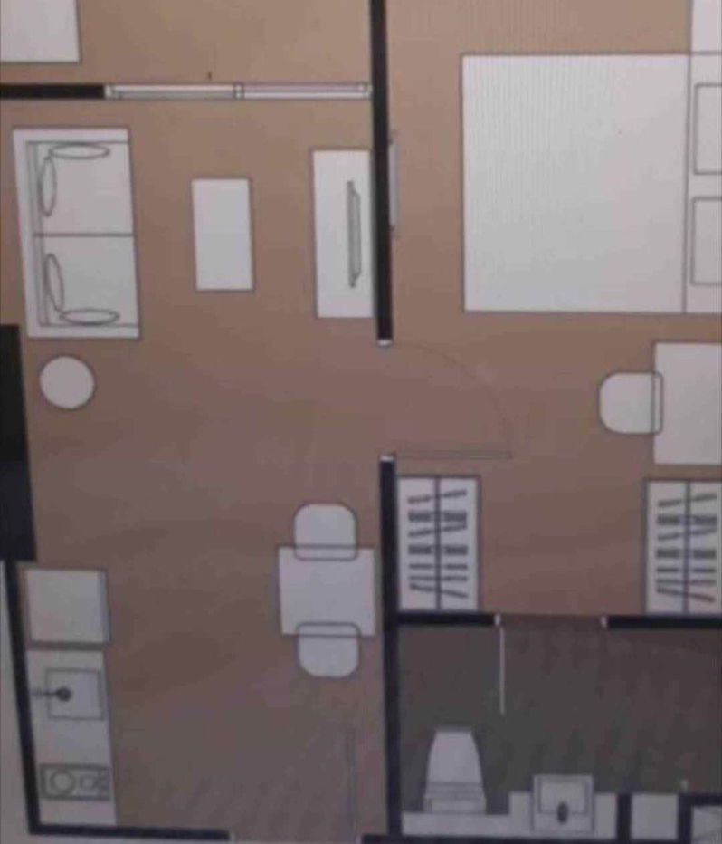 picture Quinn Ratchada                       17  - 7/8