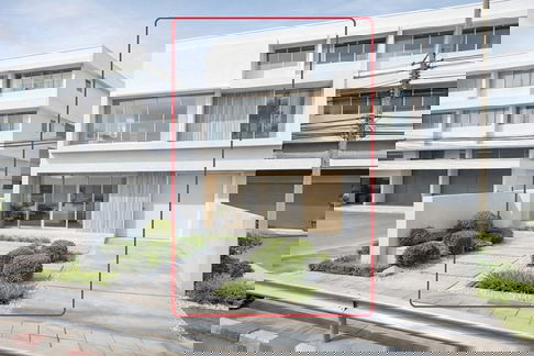 ตลาดสดห้วยขวาง 1.4 กม. BTS สะพานควาย 900ม. อินทามระ10-14 ให้เช่าอาคาร 4.5ชั้น 2คูหาหลังมุม ติดกัน 28ตร.วา. 448ตร.ม. ม.ศรีปทุม พญาไท 4นอน