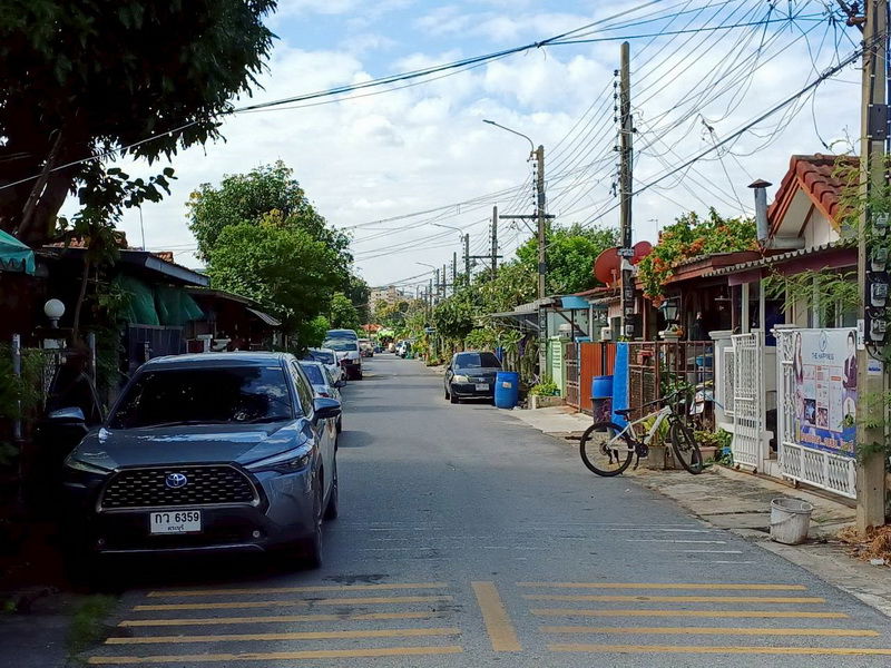 รูป ขายทาวน์เฮ้าส์ หมู่บ้านเคหะธานี3 พื้นที่ 21 ตารางวา ถ.นวมินทร์ 74 แยก 3-8-5 - รูปที่ 25/26