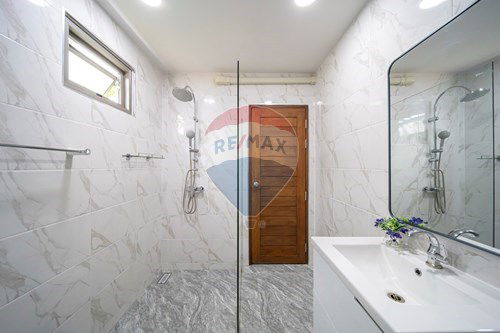 รูป [920121052-84] A Style Nordic Villa for sale in Chaweng Center - รูปที่ 58/118