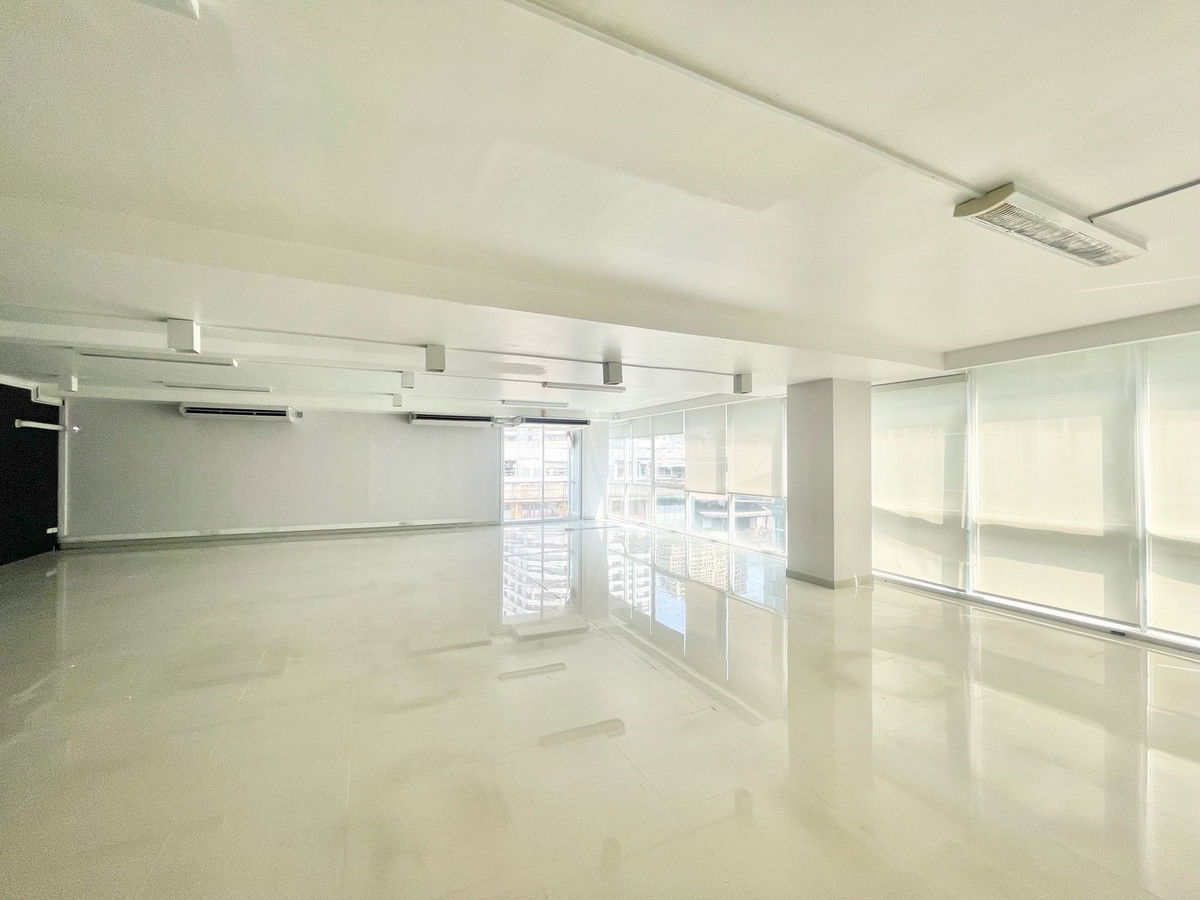 รูป 🏢 ให้เช่าพื้นที่สำนักงาน — ติดถนนเจริญนคร ใกล้ ICONSIAM เพียง 100 ม. - รูปที่ 7/14