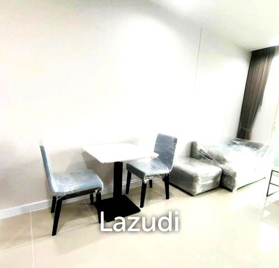 คอนโดให้เช่า : 48 sqm modern 1 bedroom condo on 15th floor in Makkasan Bangkok