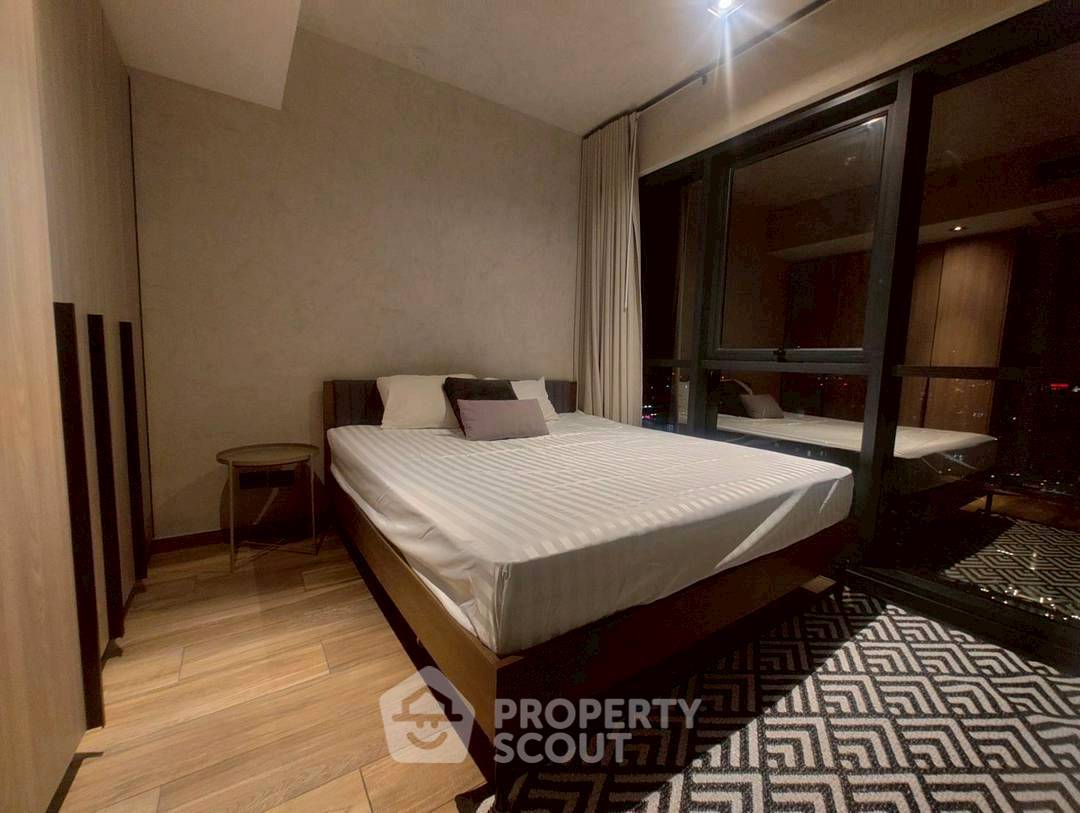 รูป คอนโด 3-ห้องนอน ที่ เดอะ ลอฟท์ อโศก ใกล้ MRT เพชรบุรี (ID 2483330) - รูปที่ 9/14