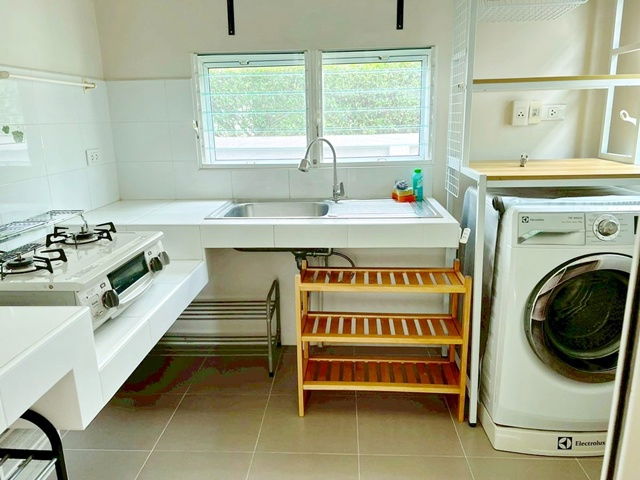 รูป ม.รามคำแหง 2 2กม. มีสนามหญ้า มัณฑนา อ่อนนุช เจโม พลาซ่า 1.9กม. 3-4นอน สวนหลวง ร.9 ประเวศ ให้เช่าบ้านเดี่ยว 2 ชั้น 56 ตร.ว. 230 ตร.ม. - รูปที่ 5/8