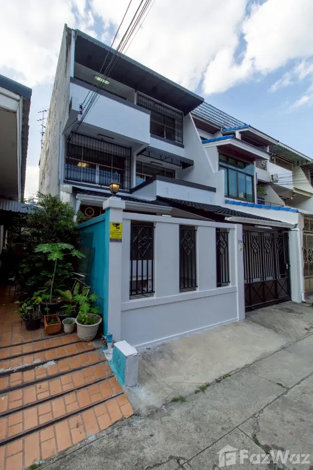 รูป ขาย ทาวน์เฮ้าส์ 4 ห้องนอน ใน ทุ่งมหาเมฆ, กรุงเทพมหานคร 5942019 - รูปที่ 26/27