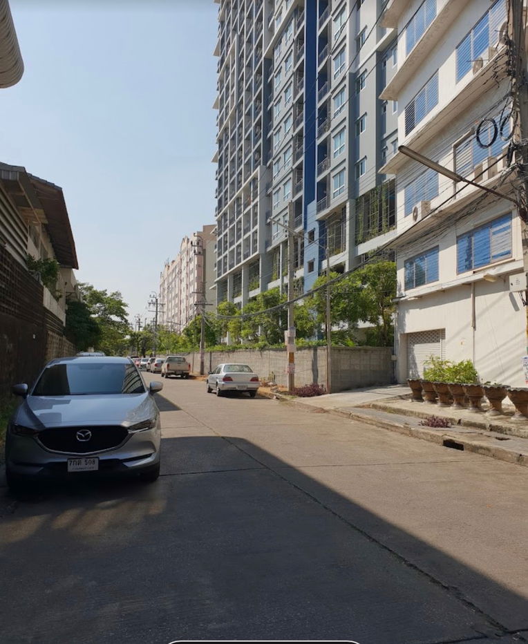 รูป ขายคอนโด Twin Tower ตกแต่งสวยพร้อมอยู่ เฟอร์นิเจอร์ใหม่แกะกล่อง ขนาด 30 ตร.ม. | ราคา 700,000 บาท - รูปที่ 11/13