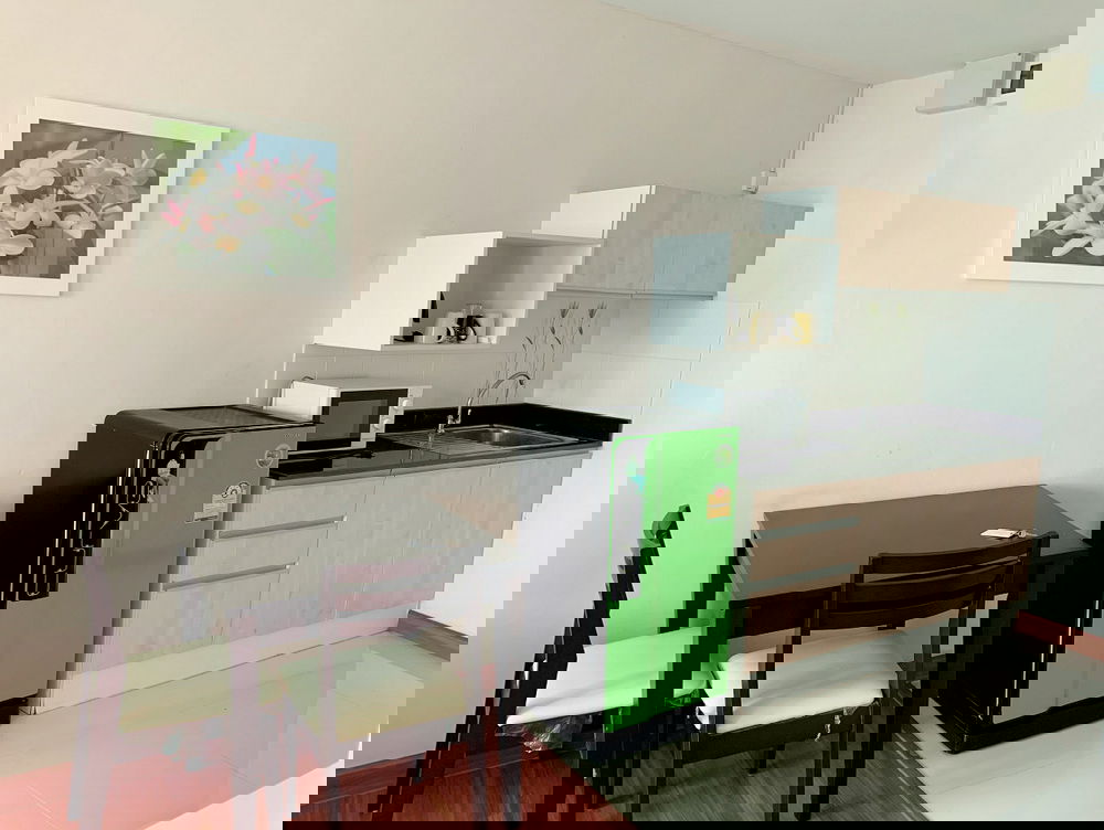 รูป Call : 091-545-5346 คอนโด แอร์ลิงค์ เรสซิเดนซ์ ใกล้ Airport Link ลาดกระบัง 29 ตารางเมตร ชั้น7 อาคาร 2 ตกแต่งครบ (ขายพร้อมผู้เช่า) - รูปที่ 5/11