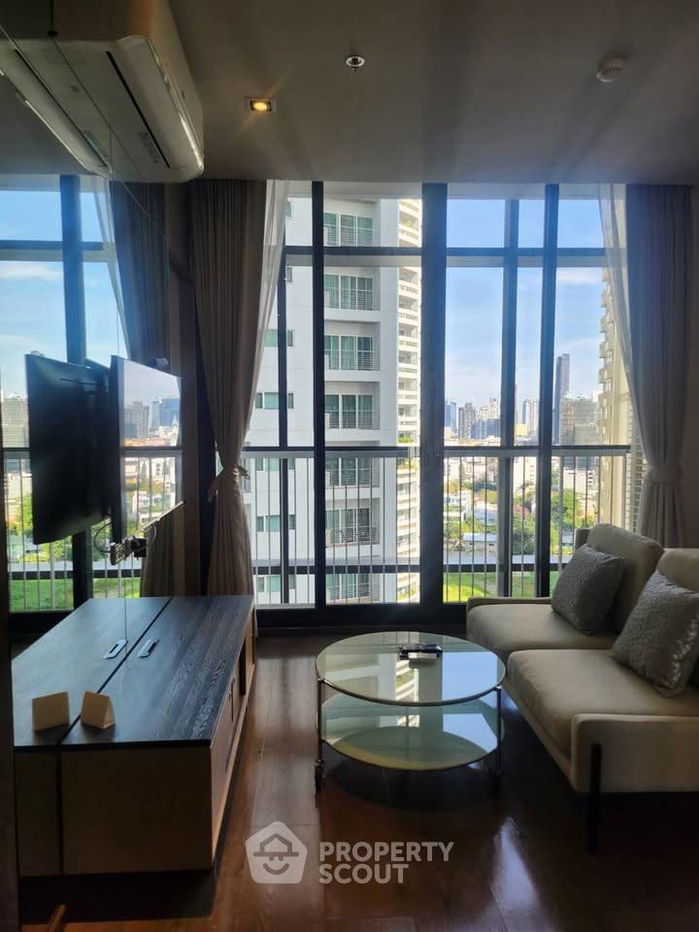 picture Studio Condo at Park Origin Phrom Phong near BTS Phrom Phong (ID 2035215) - 1/8