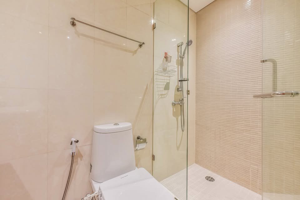 รูป LTH13755 – Condo for Rent | Fullerton Sukhumvit | 105.35 sqm | 2 Beds 2 Baths | Near BTS Ekkamai | 83K/Month | คอนโดให้เช่า ฟุลเลอร์ตัน สุขุมวิท - รูปที่ 10/10