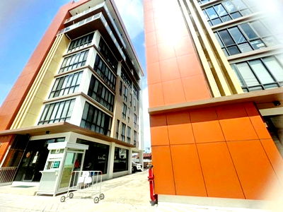 สำนักงานให้เช่า : BTS สะพานตากสิน 1.6 กม.ให้เช่าสำนักงาน 7 ชั้น เจริญราษฎร์ สาทร BTS สะพานตากสิน 1.6 กม. แบ่งให้เช่าแยกเป็นชั้นๆ 115 ตร.ม.