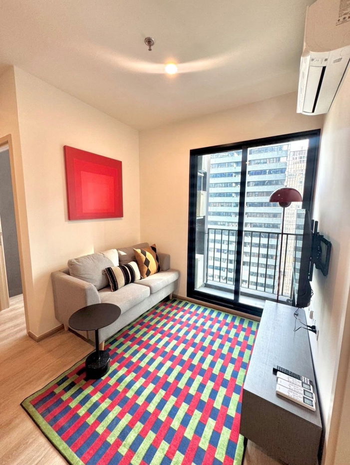 รูป Y155 ให้เช่าคอนโด Nue District R9 Rama 9 (นิว ดิสทริค อาร์ไนน์ พระราม 9) พร้อมอยู่ ห้องสวย เฟอร์นิเจอร์และเครื่องใช้ไฟฟ้าครบ ทำเลดี ใกล้ MRT พระราม 9 - รูปที่ 4/9