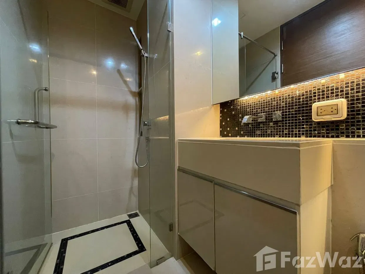 รูป ขาย คอนโด 2 ห้องนอน ในโครงการ ดิ แอดเดรส สาทร 1122854 - รูปที่ 11/12