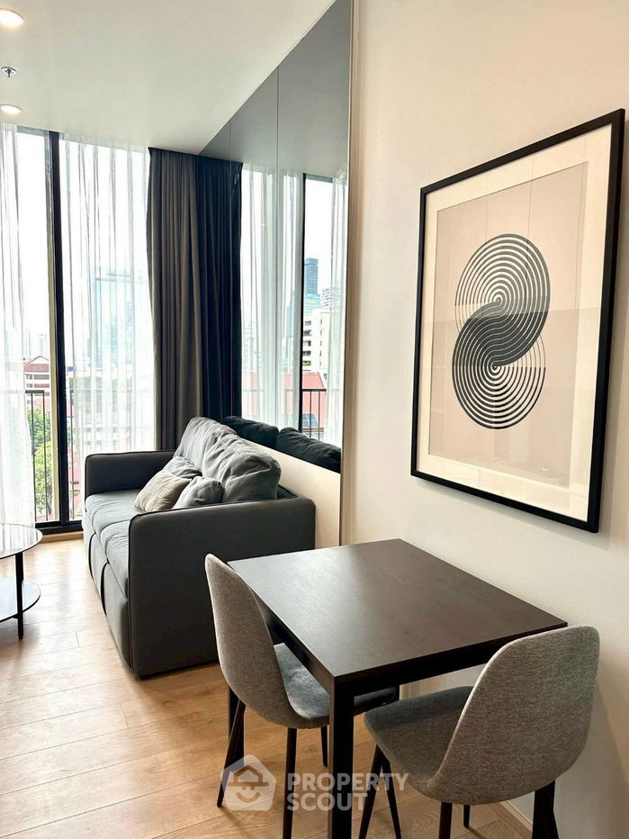 รูป คอนโด 1-ห้องนอน ที่ โนเบิล บีอี ไนน์ทีน สุขุมวิท ใกล้ BTS นานา (ID 2447418) - รูปที่ 2/8