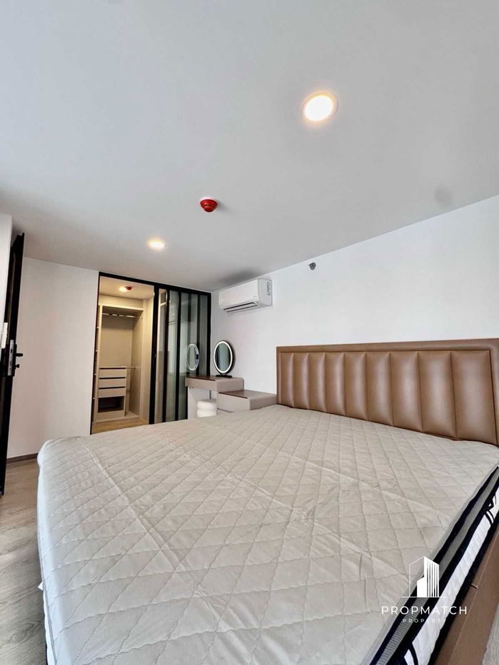 รูป  PM035865✨Flash Deal ✨SOHO Bangkok Ratchada (Duplex 1Bed 1Bath 48SQM.) พร้อมอยู่ ! เพียง 38,000 บาทต่อเดือน Tel.0981315848 @propmatch - รูปที่ 9/17