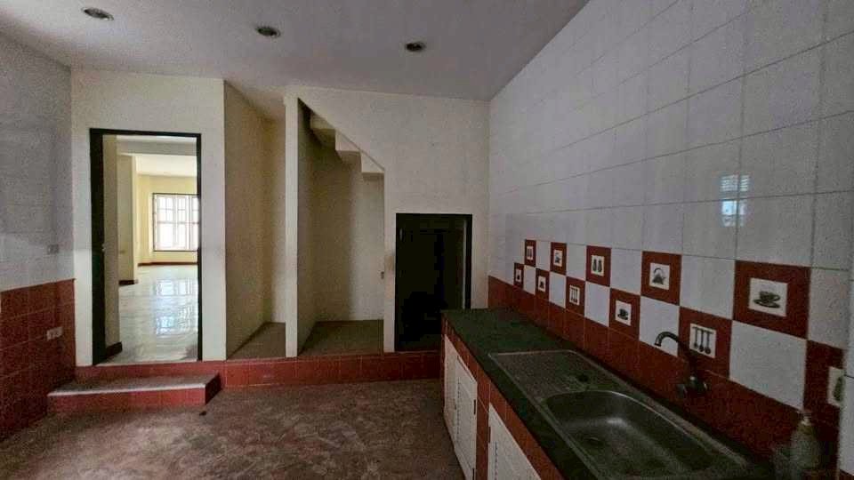 รูป LTHC13964 – House for Rent | Sukhumvit 20 | 400 sqm | 7 Beds 4 Baths | Near BTS Asoke | 120K/Month | บ้านให้เช่า สุขุมวิท 20 - รูปที่ 11/11