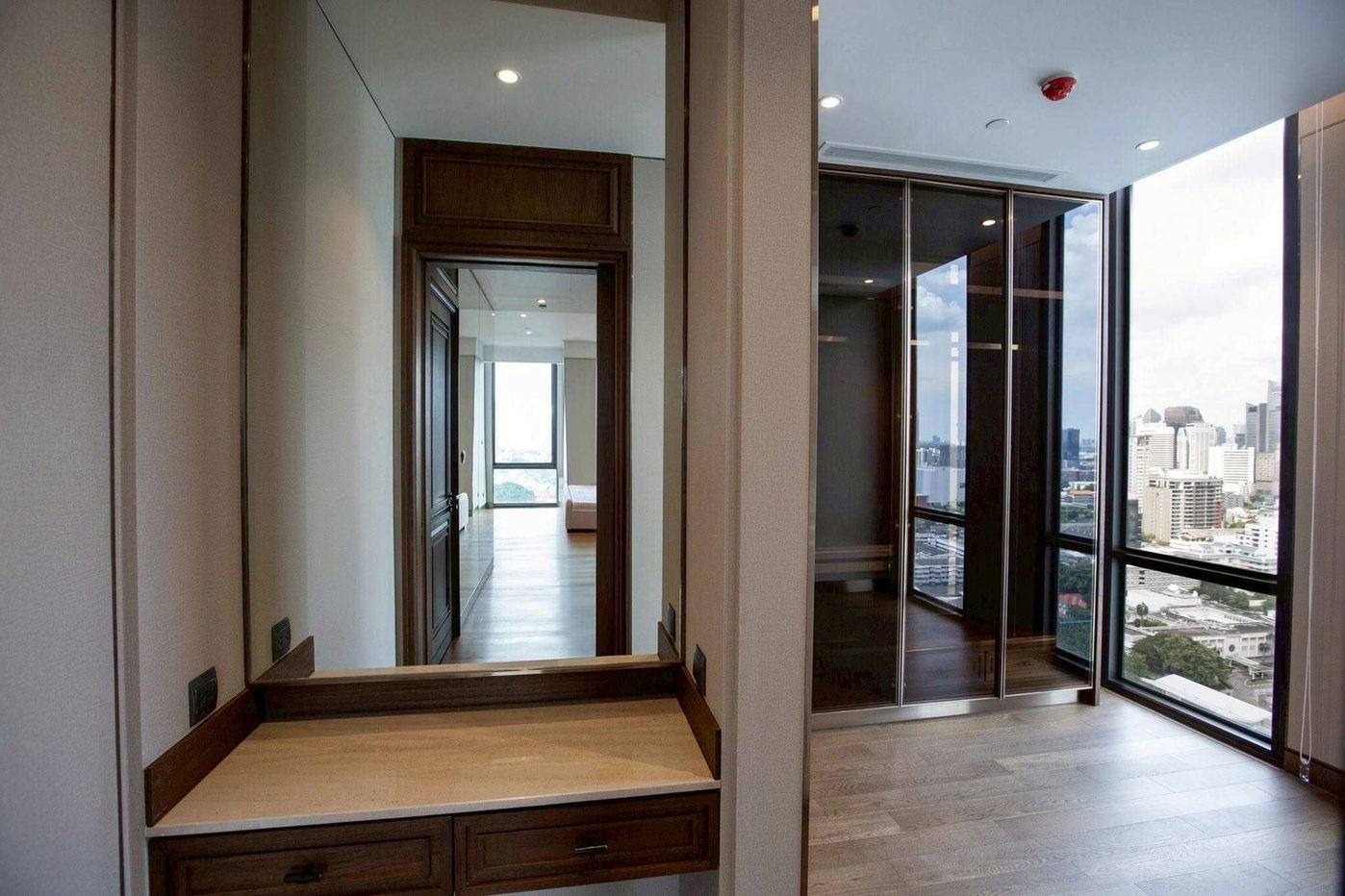 รูป LTH13845 – Condo for Sale | Muniq Langsuan | 280 sqm | 3 Beds 3 Baths | Near BTS Chitlom | 152MB | คอนโดขาย มิว นี้ค หลังสวน - รูปที่ 13/18