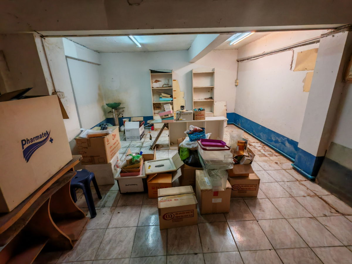 รูป ทำเลดี ติดถนนใหญ่ หน้ากว้าง ตึกแถว อรุณอัมรินทร์  - รูปที่ 6/12