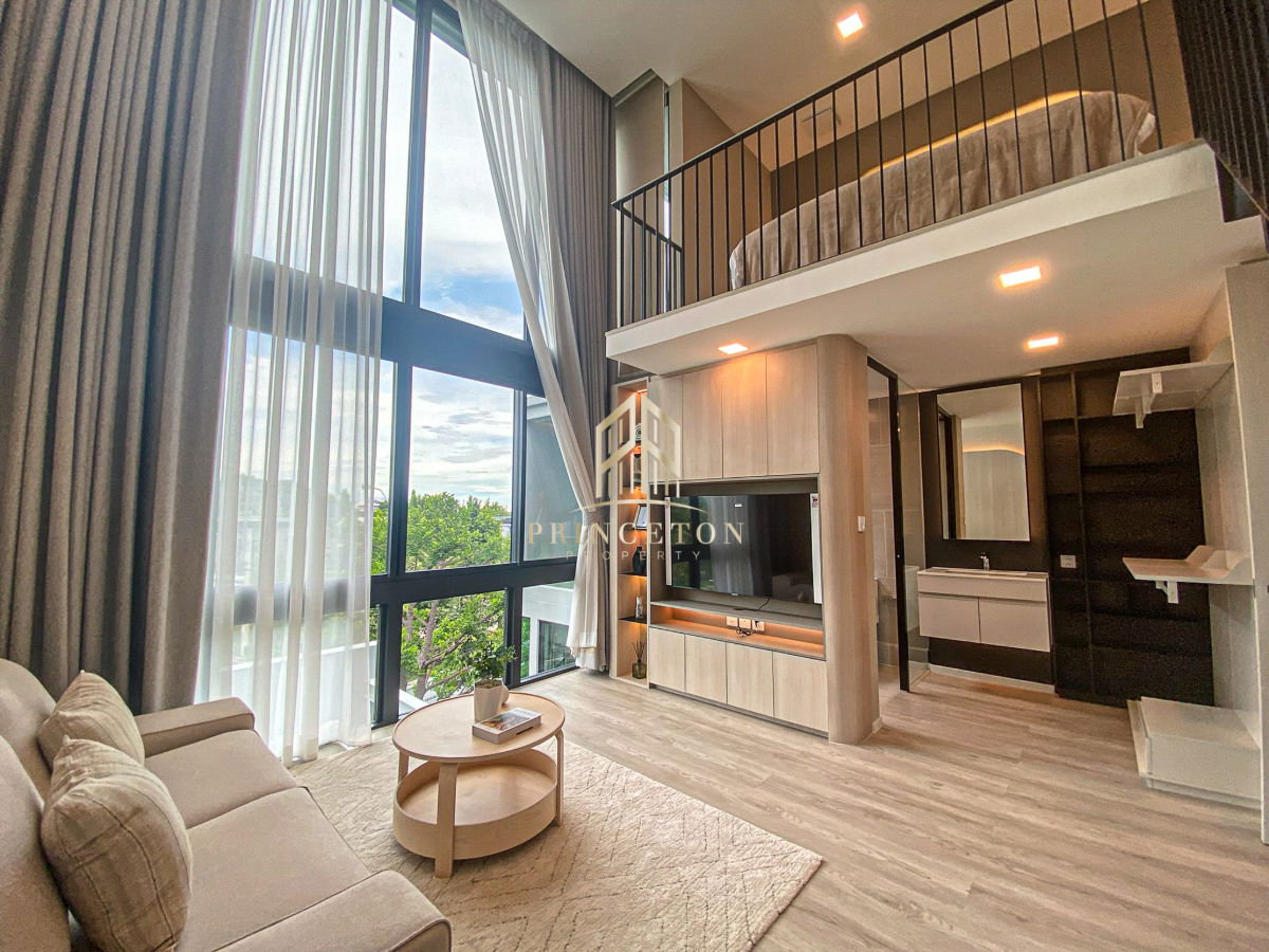 รูป ขายด่วนพร้อมผู้เช่าบ้านหรู วีเว่ กรุงเทพกรีฑา ติดโรงเรียน Wellington 4 ห้องนอน แปลงมุม  - รูปที่ 37/47