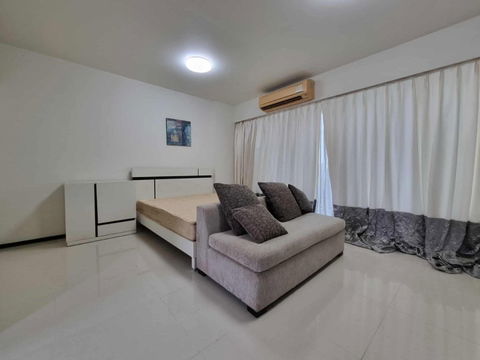 P-44292 ต้องการขายคอนโด เซ้นส์ สุขุมวิท Sukhumvit 68 Aly, Bang Na Nuea, Bang Na, Bangkok Line Id @easythaihome 085-592-2897