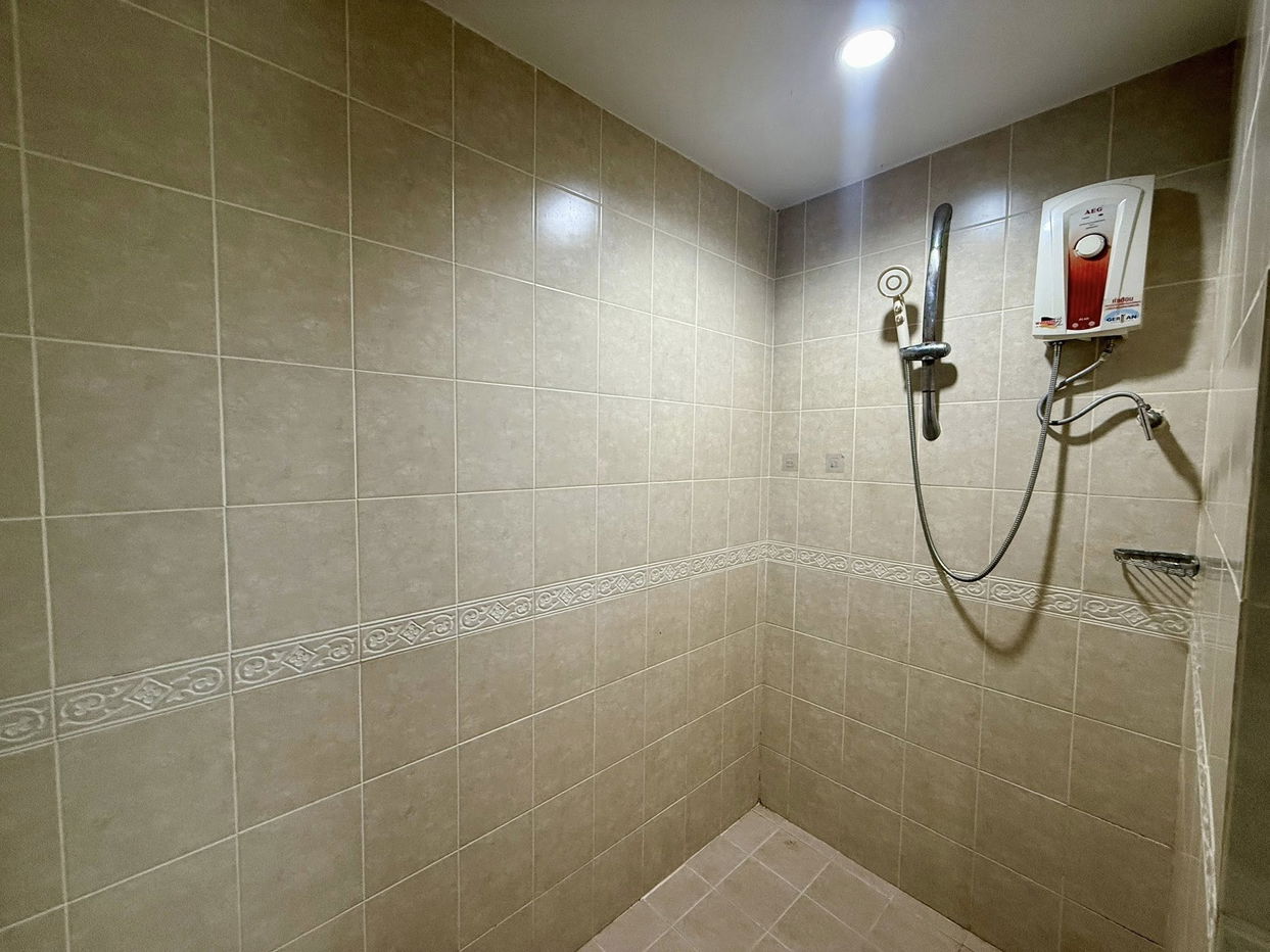 picture Park Lane Condominium and Resort in Jomtien - 9/12