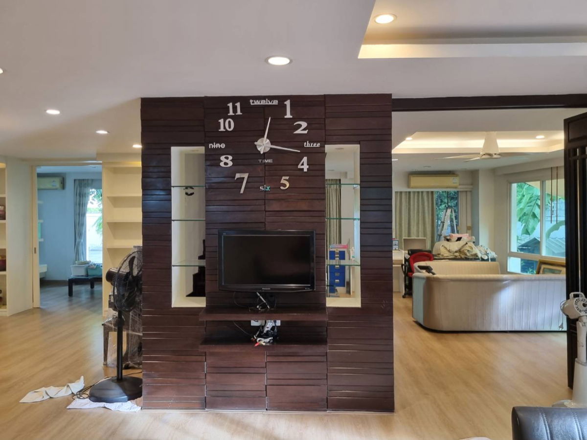 รูป ให้เช่า บ้านเดี่ยว ลาดพร้าว 2 ที่ดิน 200 วา 3นอน รีโนเวทใหม่ เพียง 1 km  ถึง CDC  - รูปที่ 6/25