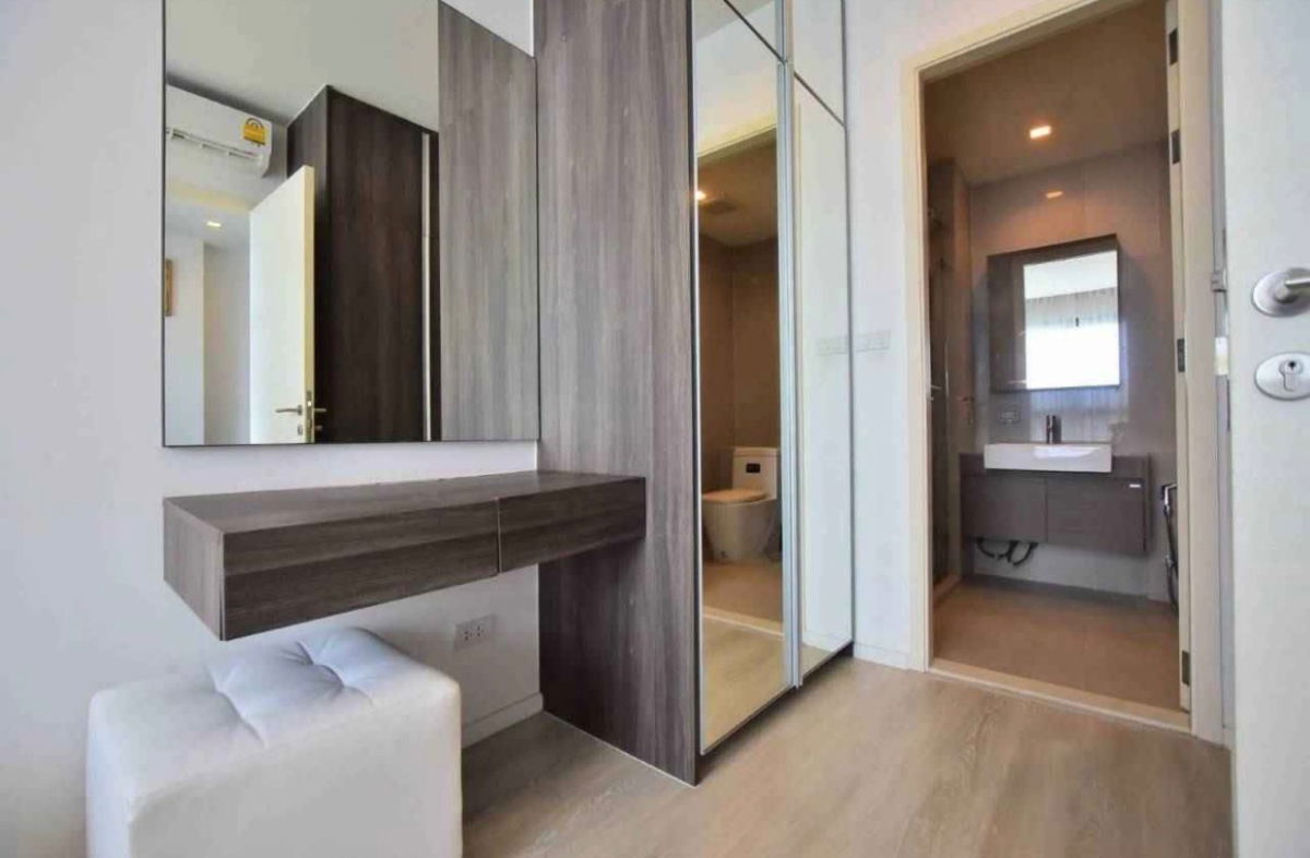 รูป Y154 ให้เช่าคอนโด Quinn Ratchada 17 (ควินน์ รัชดา 17) กรุงเทพวิวสวย เดินทางสะดวก ใกล้ MRT สุธิสาร เฟอร์ครบ พร้อมอยู่ - รูปที่ 4/9