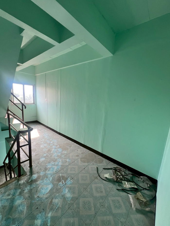 รูป ให้เช่า อาคารพาณิชย์ 4 ชั้น 2 คูหา พร้อมชั้นลอย ทำเลธุรกิจ คลองสี่ รังสิต - รูปที่ 2/13