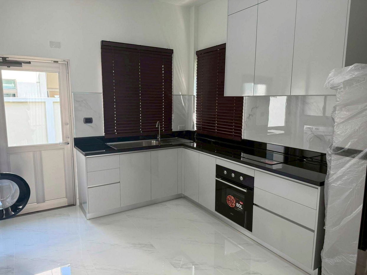 รูป LTH13919 – House for Rent | Perfect Masterpiece Sukhumvit 77 | 250 sqm | 3 Beds 3 Baths | Near BTS On Nut | 170K/Month | บ้านให้เช่า เพอร์เฟค มาสเตอร์พีซ - รูปที่ 2/16