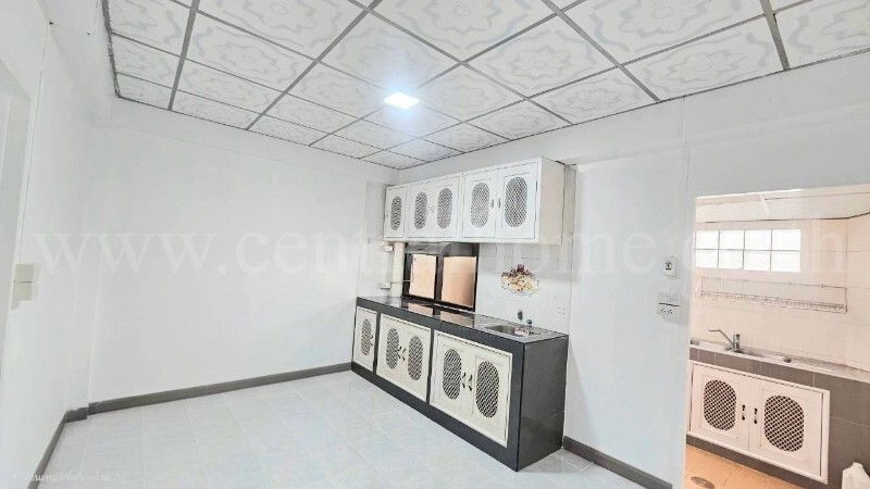 รูป ให้เช่า ทาวน์เฮ้าส์ 3 ชั้น ซอย พิบูลสงคราม 22 ใกล้ MRT แยกติวานนท์ รีโนเวทใหม่พร้อมอยู่ - รูปที่ 8/19