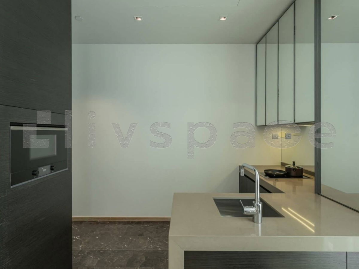 รูป ▚ LE228ツ ให้เช่า 28 Chidlom ราคาดีที่สุดในโครงการ! (ตึก Villa) 1 นอน 46 ตร.ม. แต่งหรูด้วยเฟอร์นิเจอร์ CHANINTR ทั้งห้อง เพียง 50,000! - รูปที่ 5/8