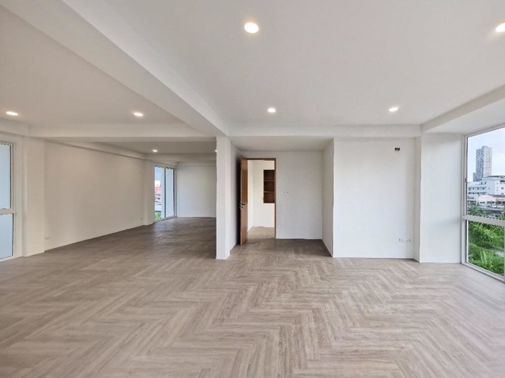 รูป LTH13968 – Home Office for Sale | Onnut 6 | 622 sqm | 5 Rooms 8 Baths | Near BTS Onnut | 39.5 MB | โฮมออฟฟิศขาย อ่อนนุช - รูปที่ 5/11