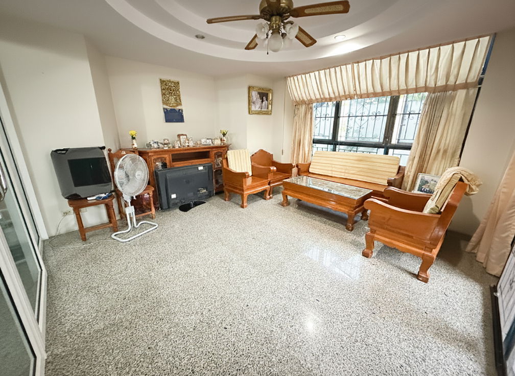 รูป ขายบ้านเดี่ยวชุมชนหมู่บ้านเพชรหทัย บนเนื้อที่กว่า 288 ตารางวา พื้นที่ใช้สอย 427 ตารางเมตร  - รูปที่ 7/12