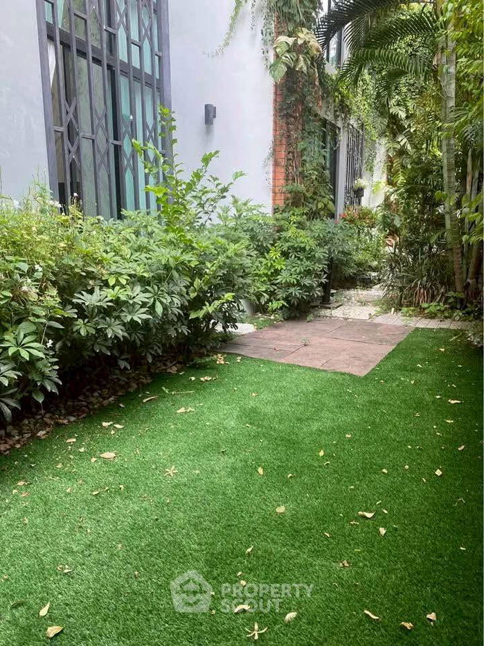 picture 2-BR Condo at Na Vara Residence near BTS Chit Lom (ID 2475322) - 9/9