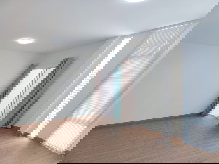 รูป ทาวเฮ้าส์หลังใหญ่ ราคาถูก ทำเลดี ใกล้เมกาบางนา  - รูปที่ 8/10