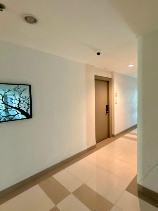 picture Life                 Ratchadapisek - 4/13