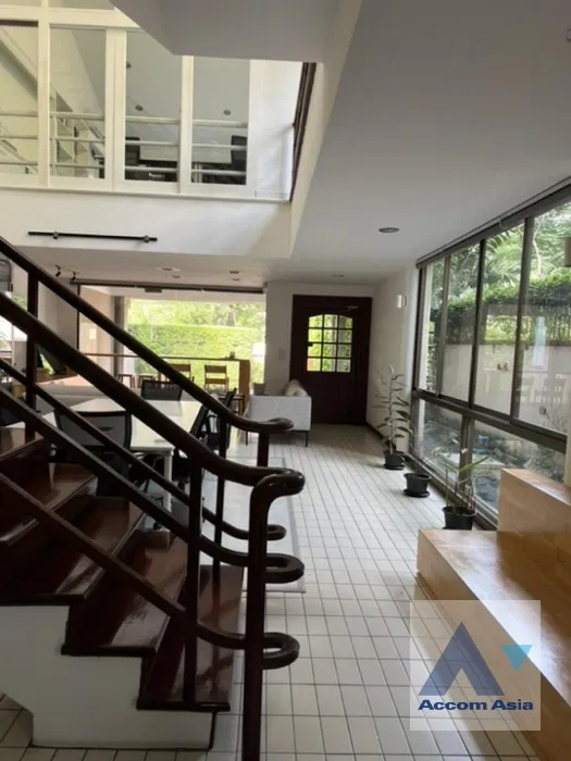 picture 🔼🔽 AccomA 📩 Home Office 3 BR House in Khlong Tan Nuea (AA42131) - 9/15
