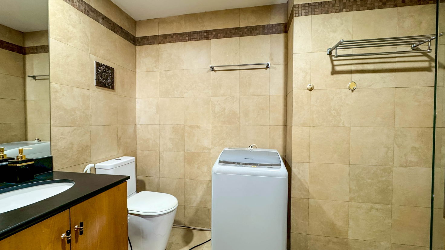 picture Paradise Condominium 2 Bedrooms for Sale Jomtien - 15/23