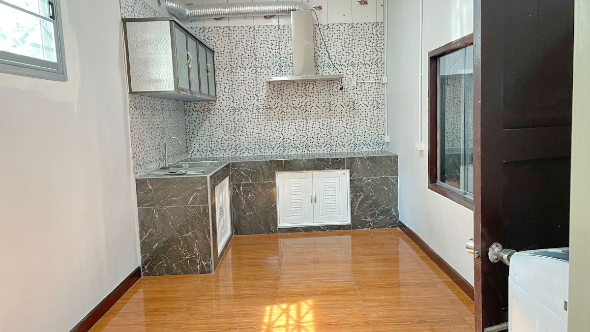 รูป 	 ให้เช่าบ้านเดี่ยว2ชั้น  ปรับปรุงใหม่ :อุดมสุข20 มี Location ใกล้ BTS อุดมสุข - รูปที่ 13/28