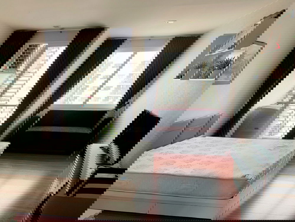 รูป Call : 091-545-5346 คอนโด แอร์ลิงค์ เรสซิเดนซ์ ใกล้ Airport Link ลาดกระบัง 29 ตารางเมตร ชั้น7 อาคาร 2 ตกแต่งครบ (ขายพร้อมผู้เช่า) - รูปที่ 2/11