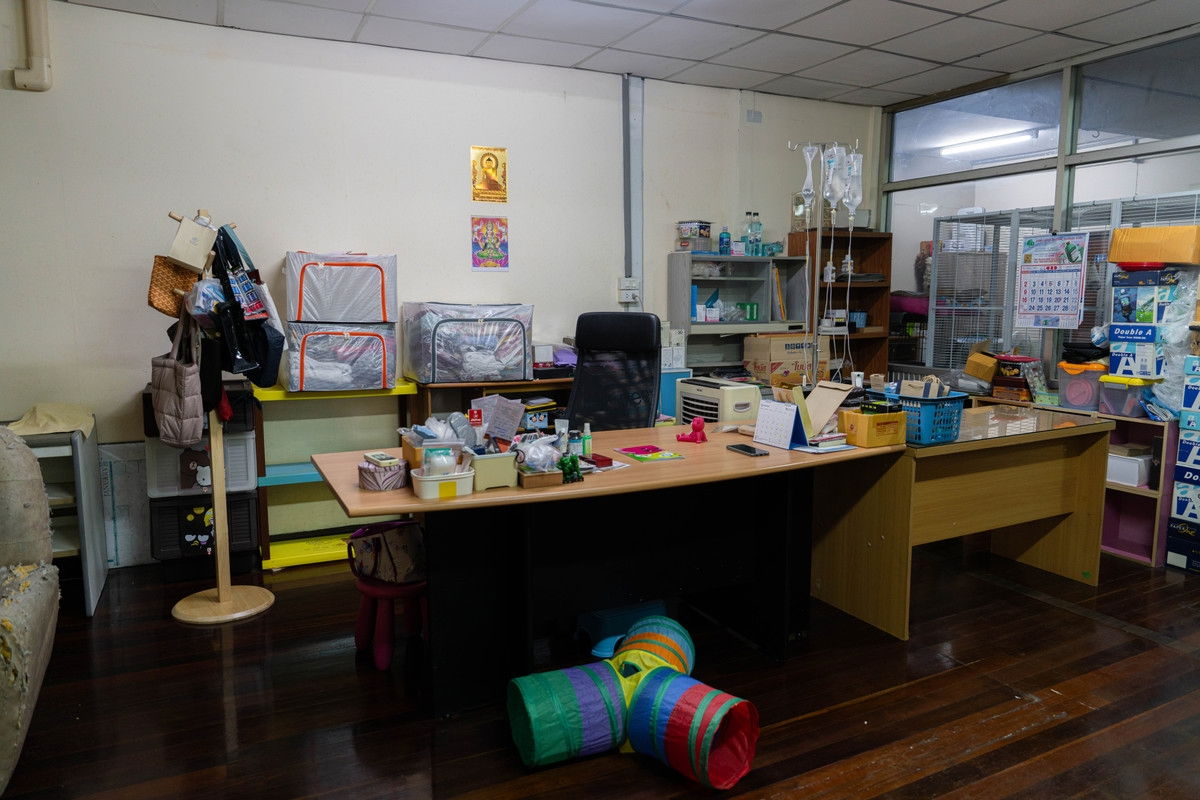 picture Spacious shophouse with warehouse Sathu Pradit area. - 16/18