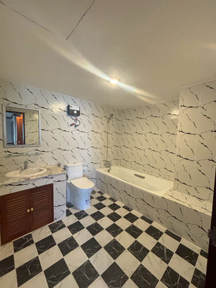 รูป LTH13946 – Condo for Rent | Le Premier 2 | 122 sqm | 2+1 Beds 3 Baths | Near BTS Thonglor | 45K/Month | คอนโดให้เช่า เลอ พรีเมียร์ 2 - รูปที่ 1/9