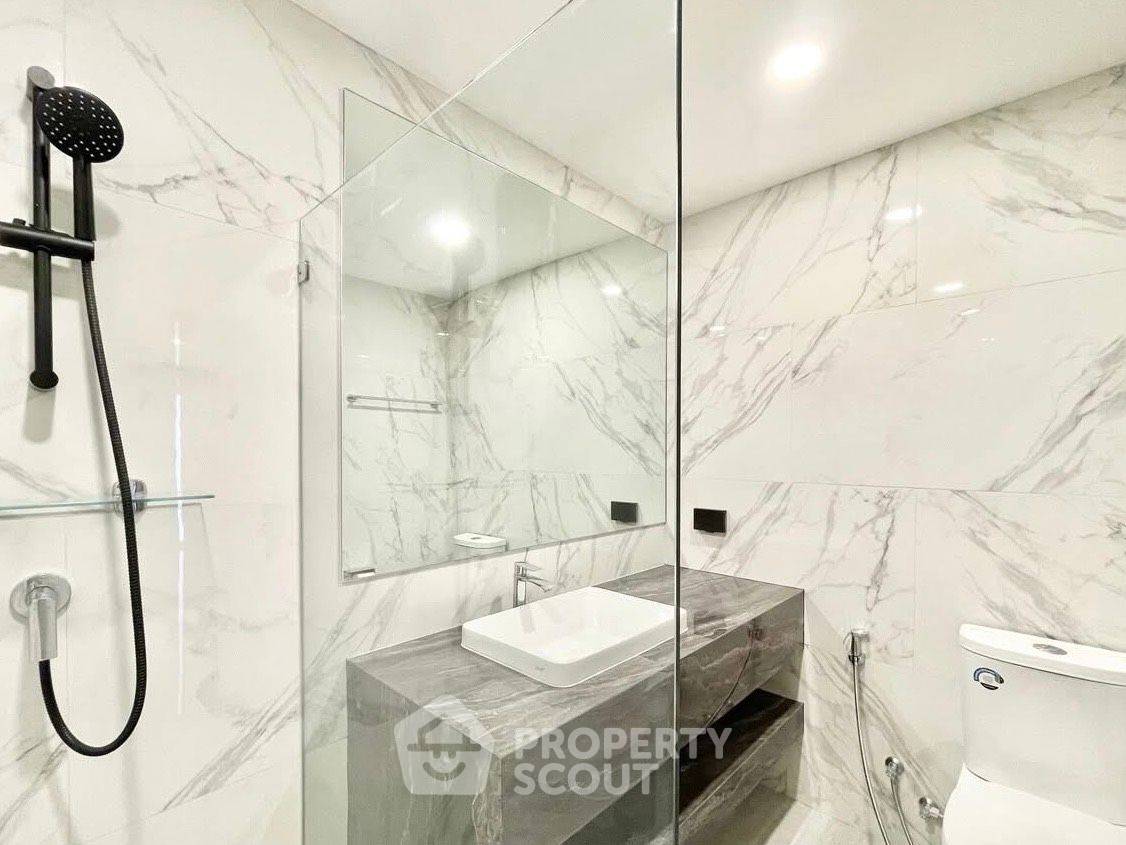 รูป คอนโด 4-ห้องนอน ที่ คริสตัล การ์เด้น คอนโดมิเนียม ใกล้ BTS นานา (ID 2502266) - รูปที่ 8/10