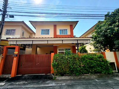 บ้านแฝด เมืองสมุทรปราการ สมุทรปราการ : ขายบ้านแฝด 2 ชั้น หมู่บ้านปัญฐิญา แพรกษา 35 ตร.ว. ทิศเหนือ ต่อเติมครบ พร้อมเข้าอยู่ (ติดต่อพูดคุยราคาได้)