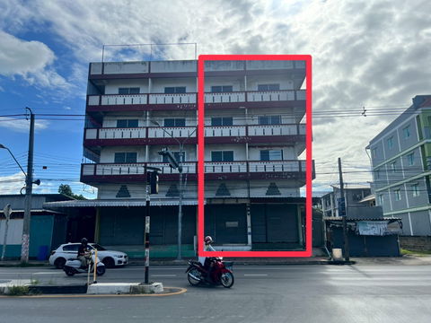 For sale: 4-storey commercial building, 2 adjoining units, with mezzanine floor, prime business location, Khlong Si, Rangsit.
