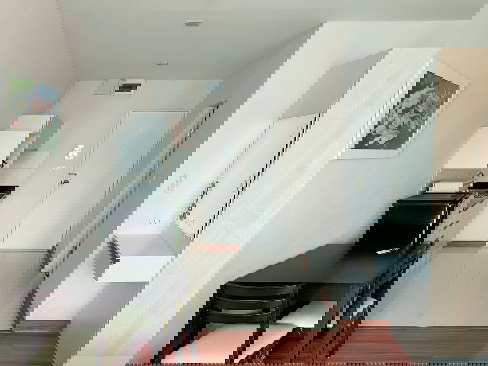 รูป Call : 091-545-5346 คอนโด แอร์ลิงค์ เรสซิเดนซ์ ใกล้ Airport Link ลาดกระบัง 29 ตารางเมตร ชั้น7 อาคาร 2 ตกแต่งครบ (ขายพร้อมผู้เช่า) - รูปที่ 3/11