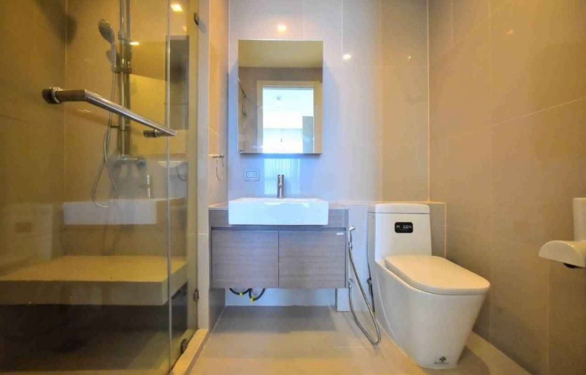 picture Quinn Ratchada                       17  - 5/8